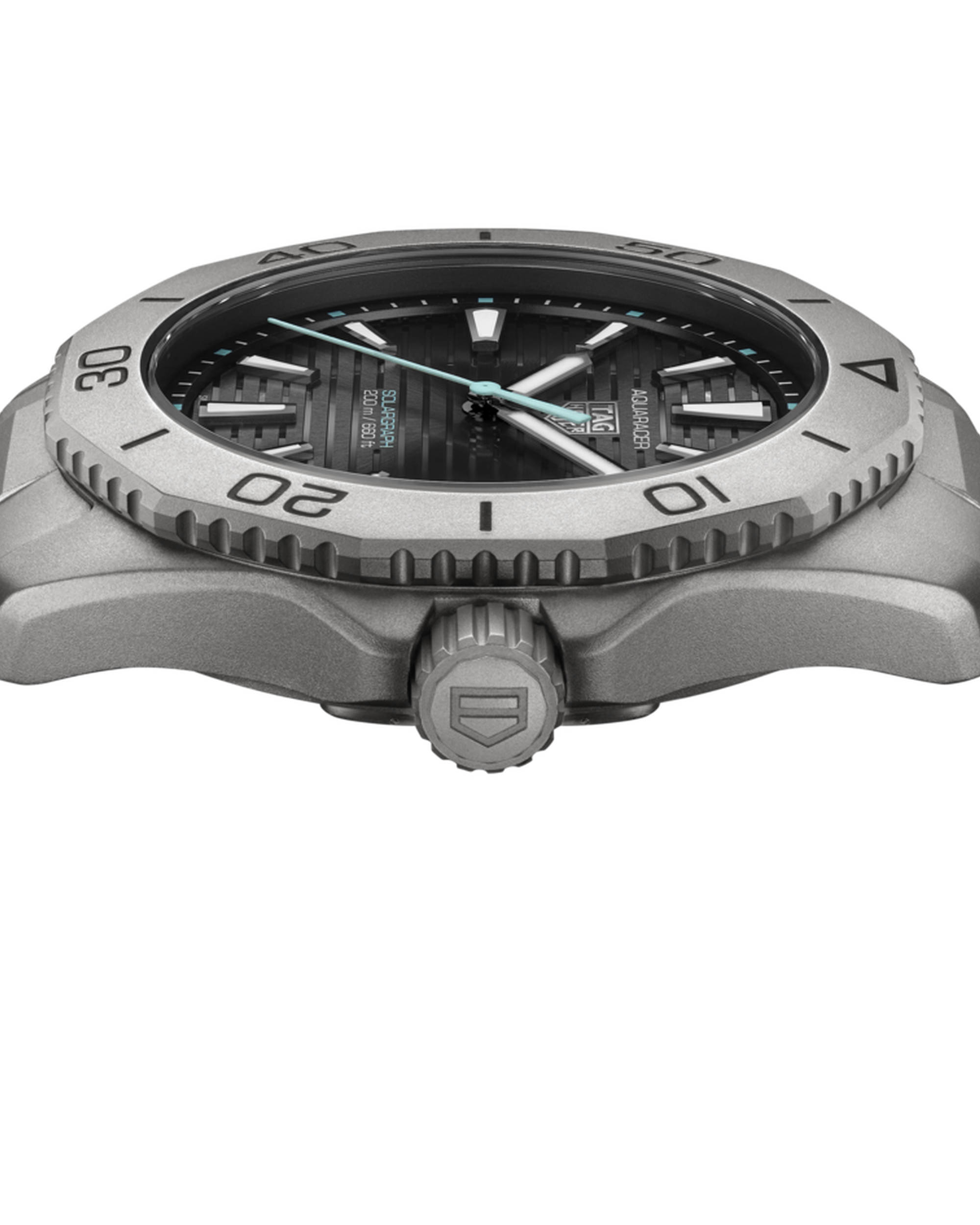 TAG Heuer Aquaracer Professional 200 Solargraph