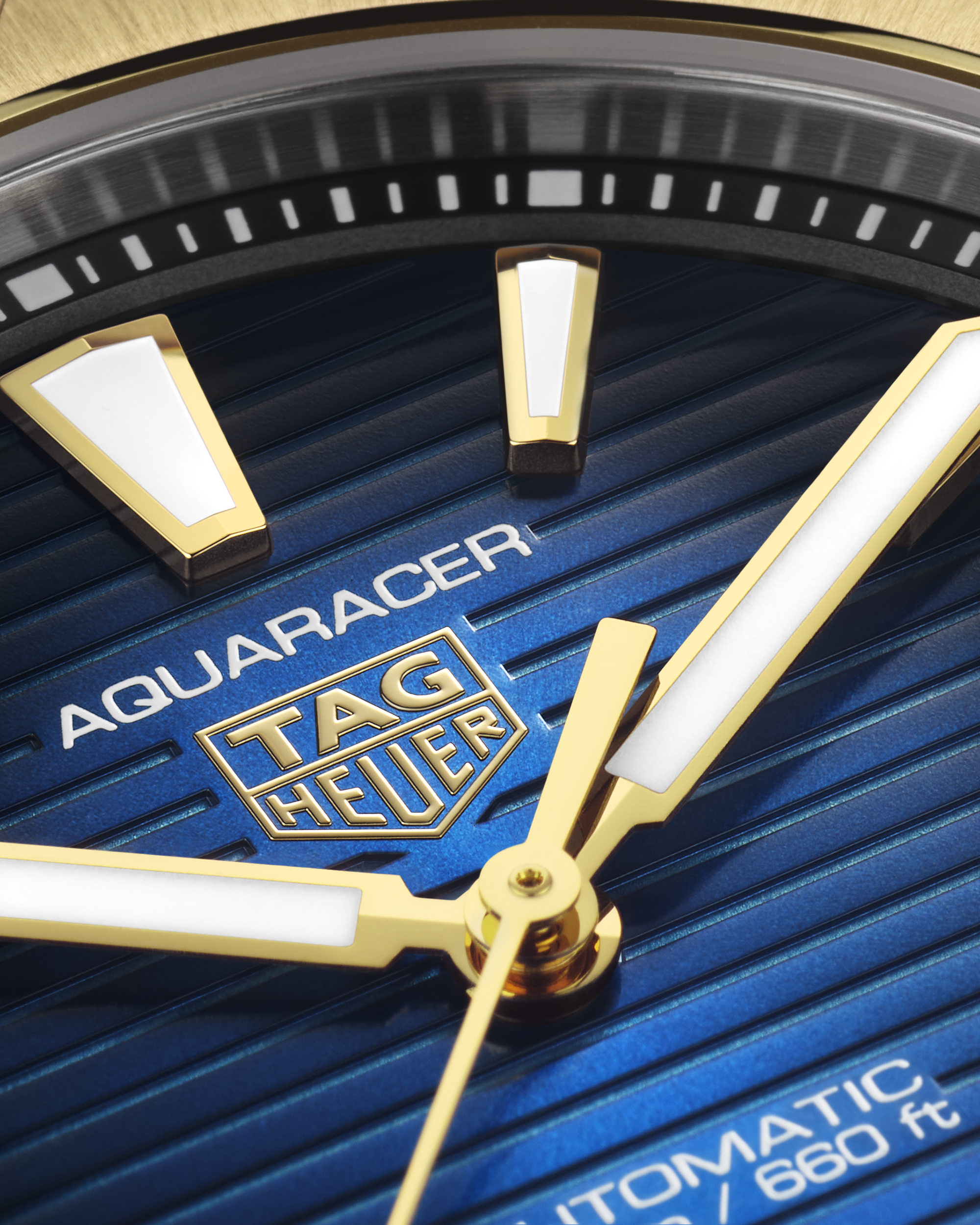 TAG Heuer Aquaracer Professional 200
