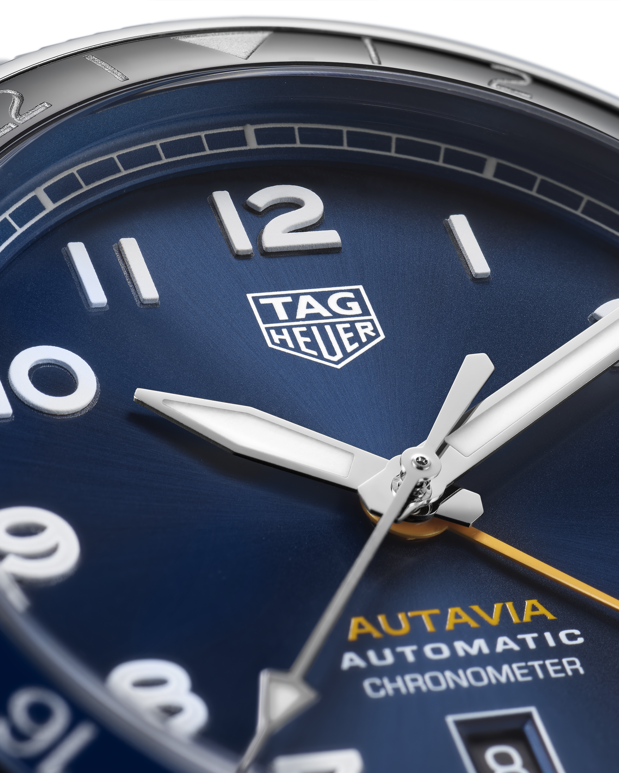 TAG Heuer Autavia COSC GMT
