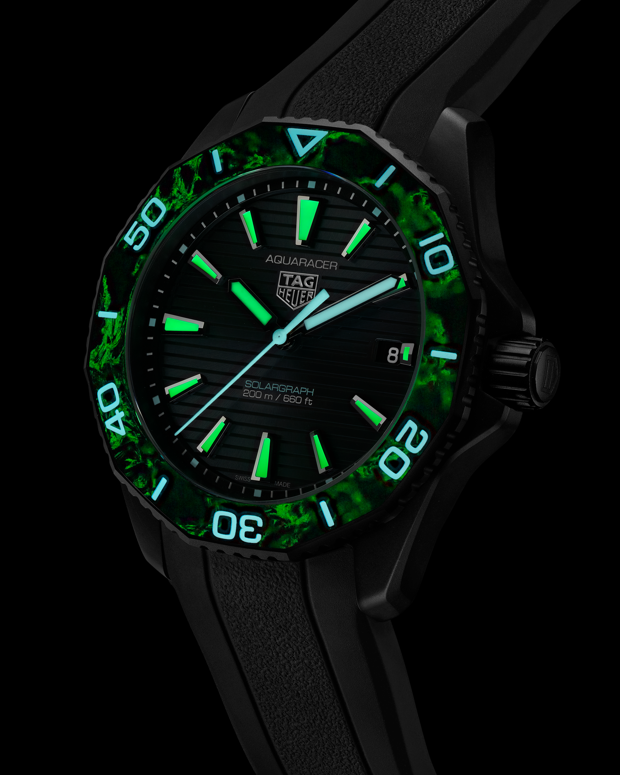 TAG Heuer Aquaracer Professional 200 Solargraph