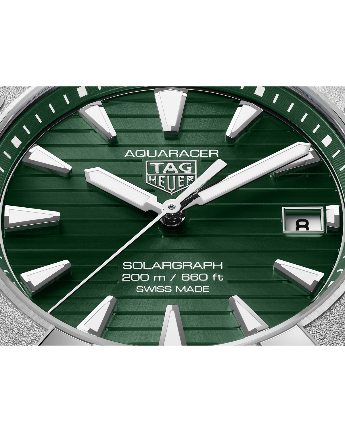 TAG Heuer Aquaracer Professional 200 Solargraph