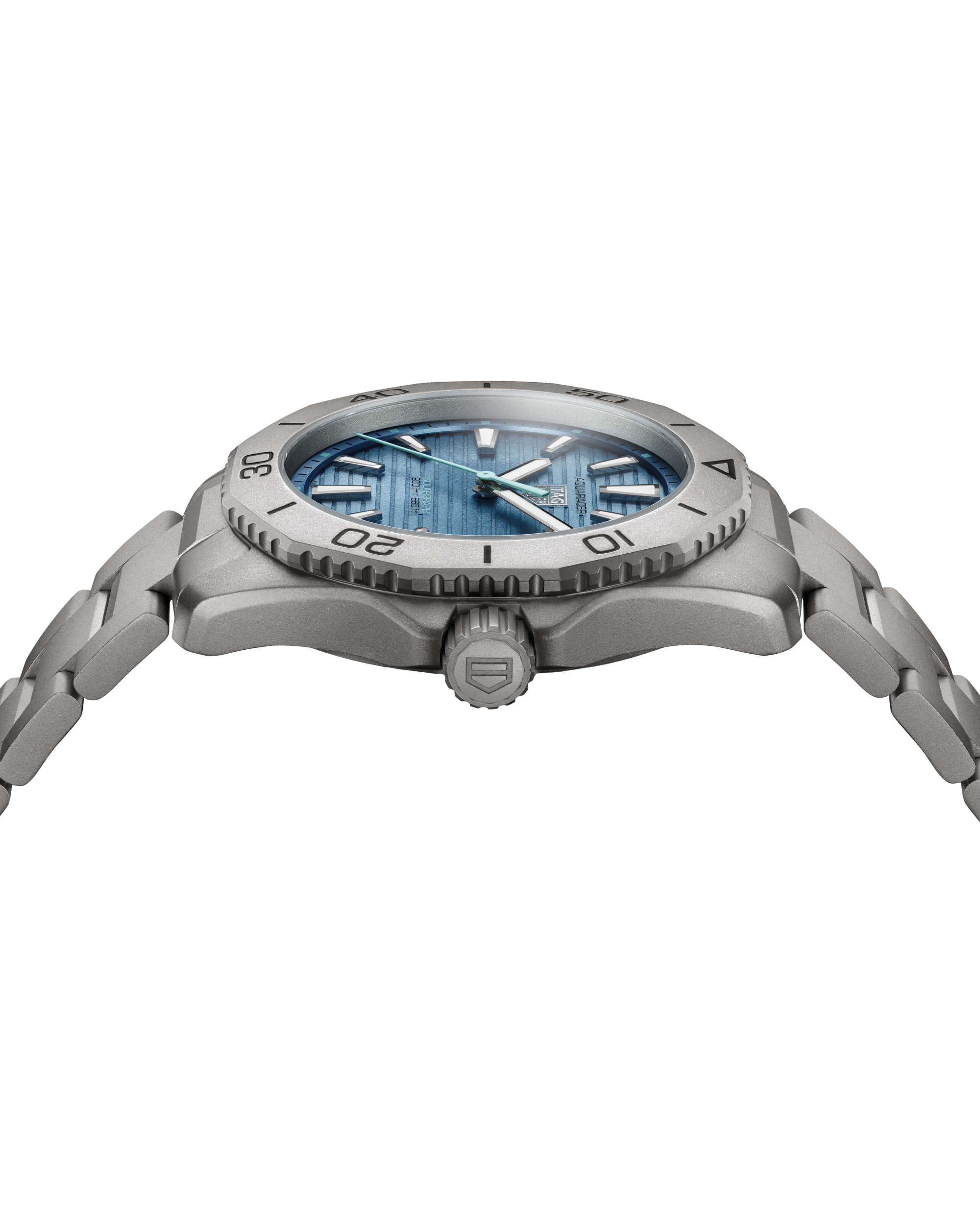 TAG Heuer Aquaracer Professional 200 Solargraph