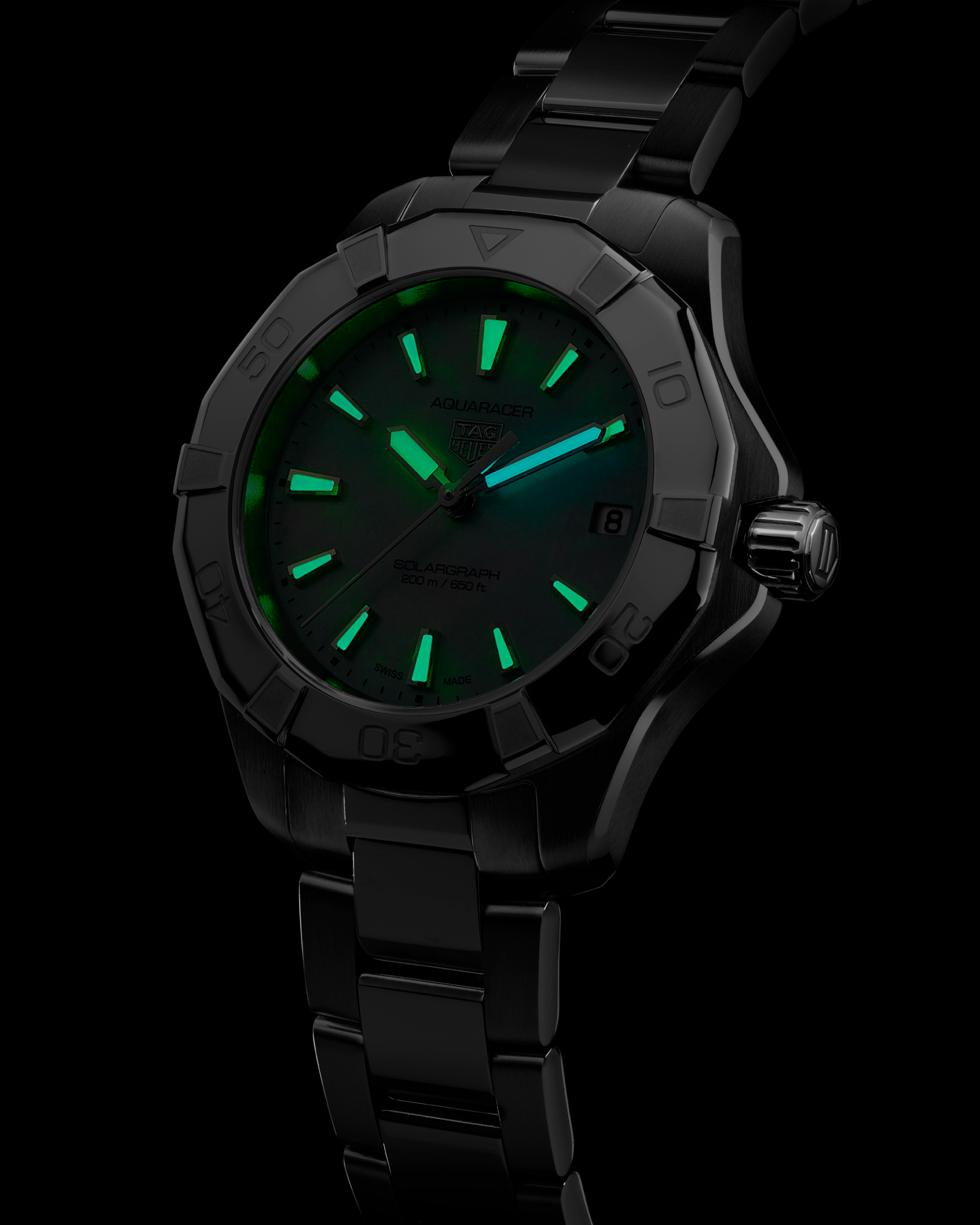 TAG Heuer Aquaracer Professional 200 Solargraph