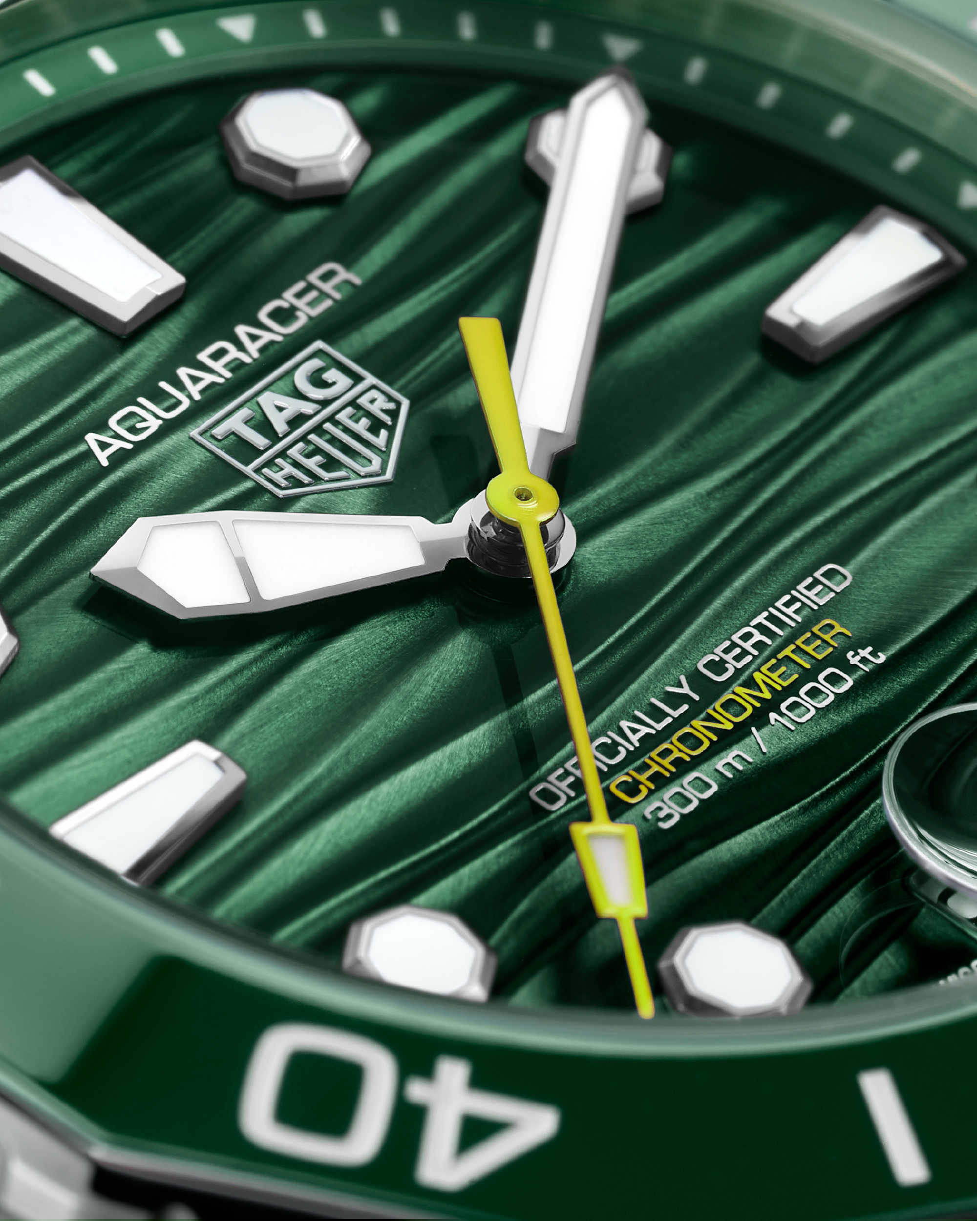 TAG HEUER AQUARACER PROFESSIONAL 300