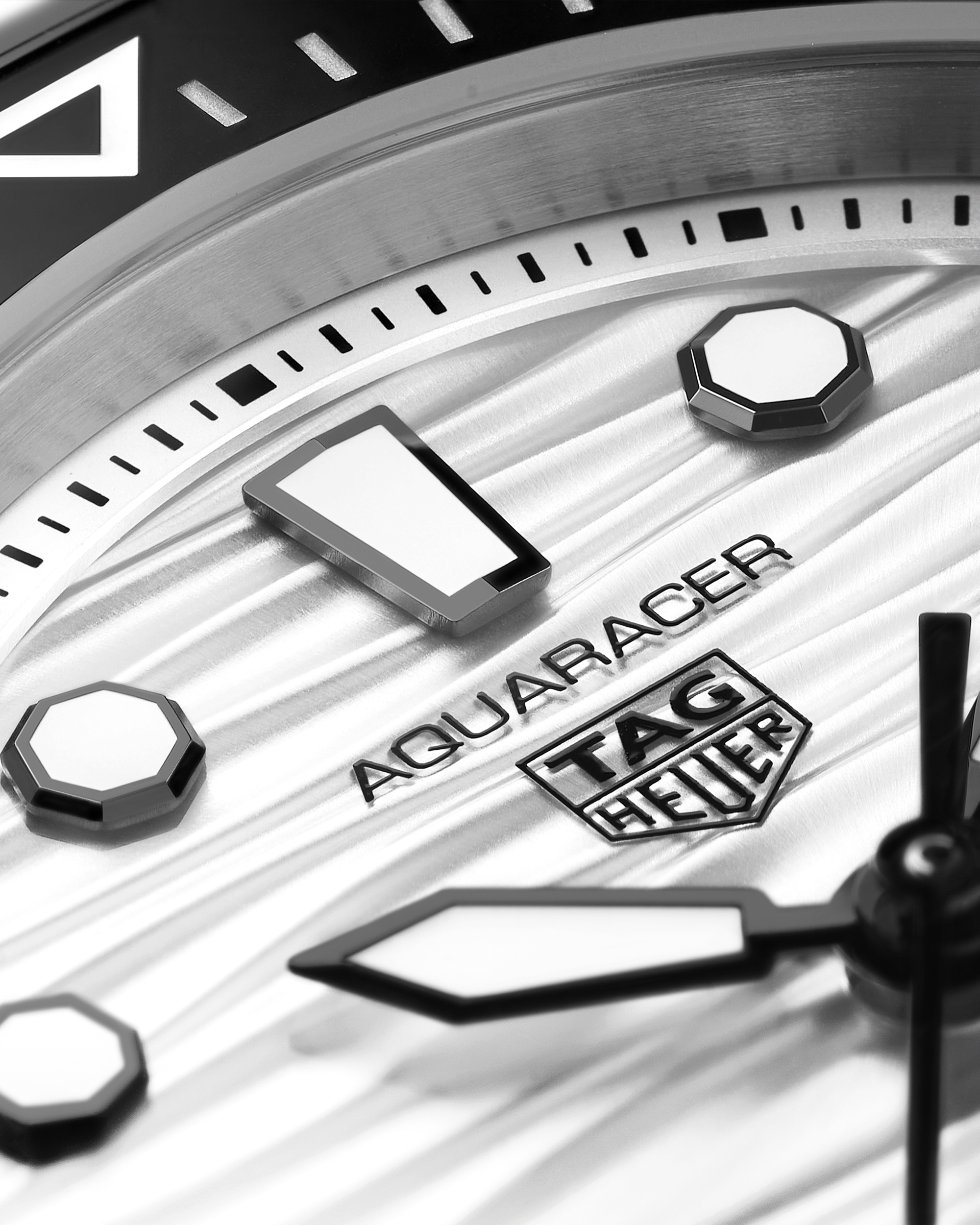 TAG Heuer Aquaracer Professional 300