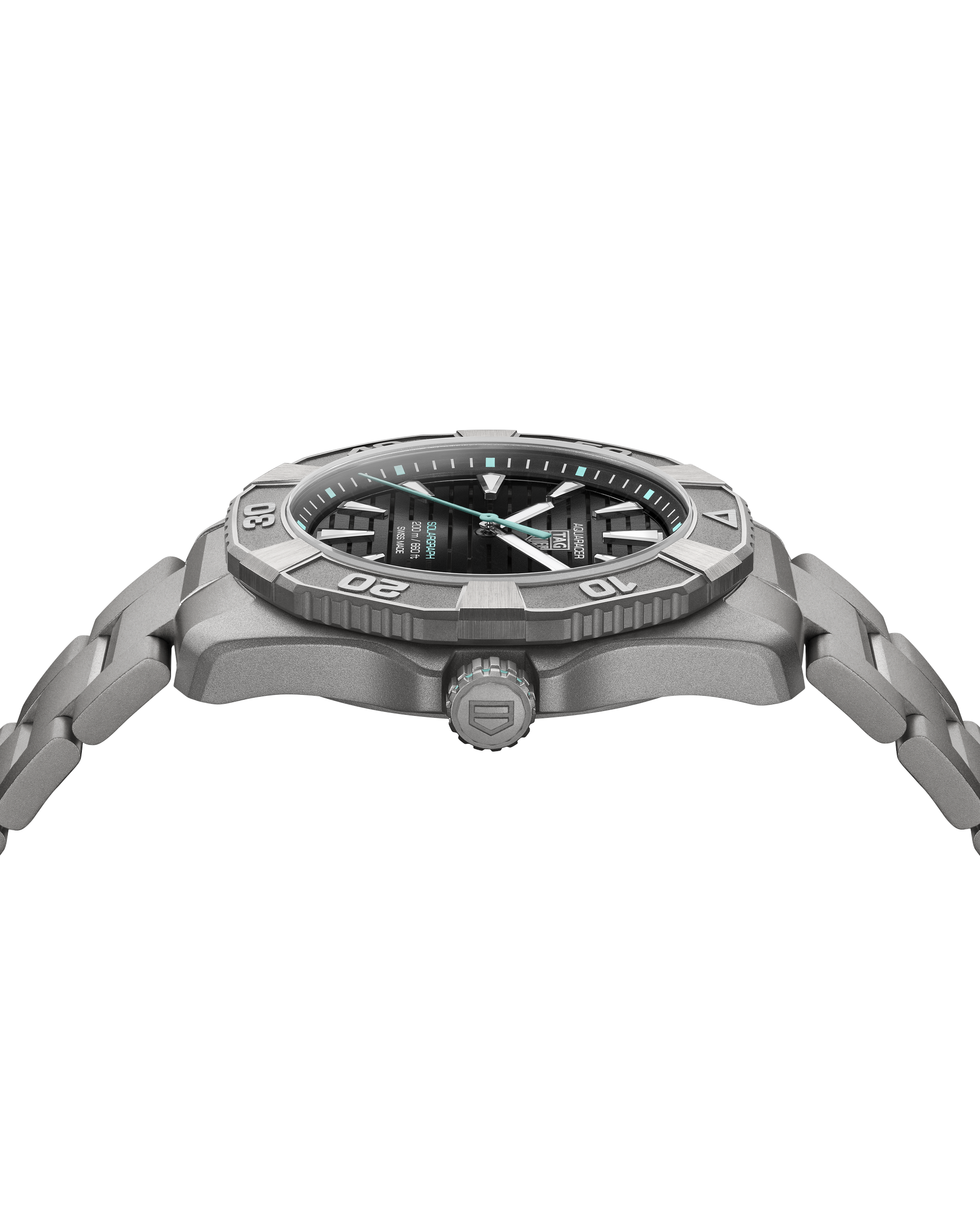 TAG Heuer Aquaracer Professional 200 Solargraph