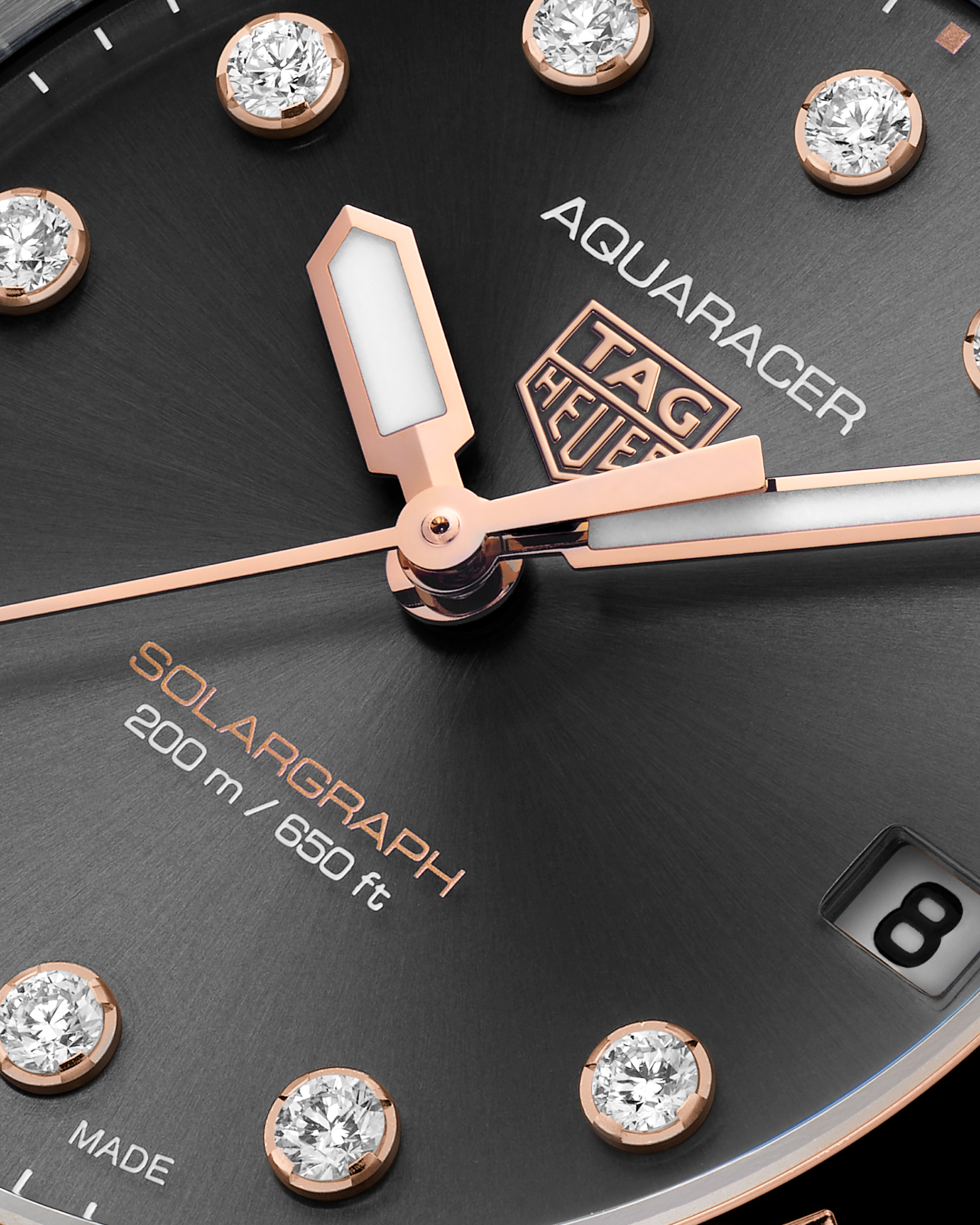 TAG Heuer Aquaracer Professional 200 Solargraph
