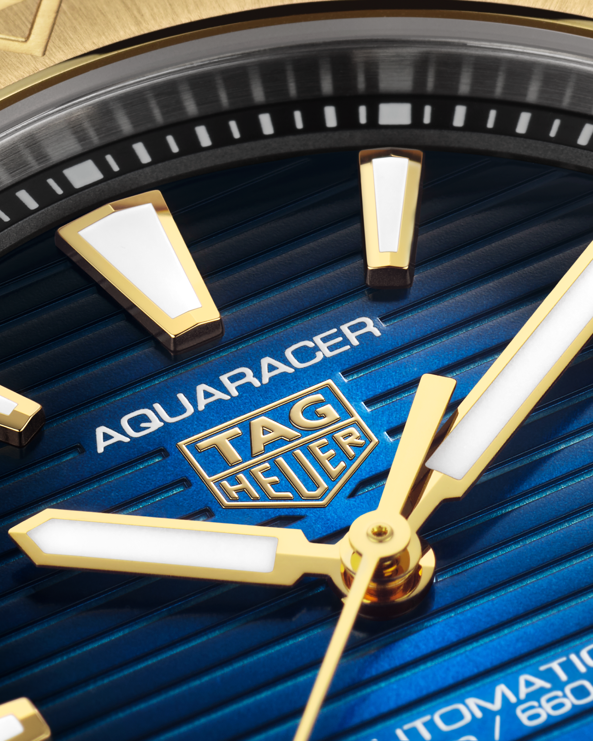 TAG Heuer Aquaracer Professional 200 DATE