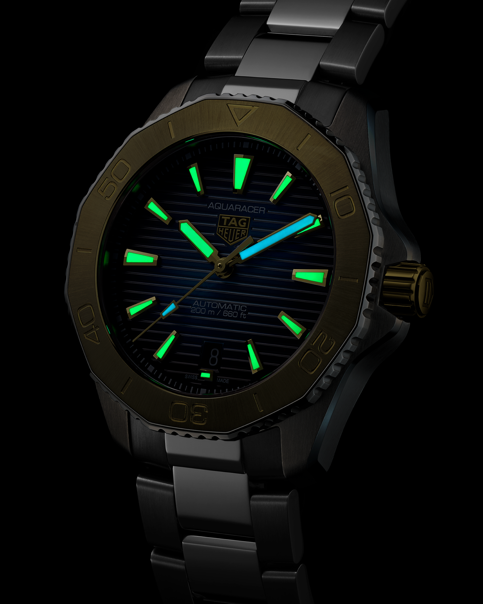 TAG Heuer Aquaracer Professional 200 DATE
