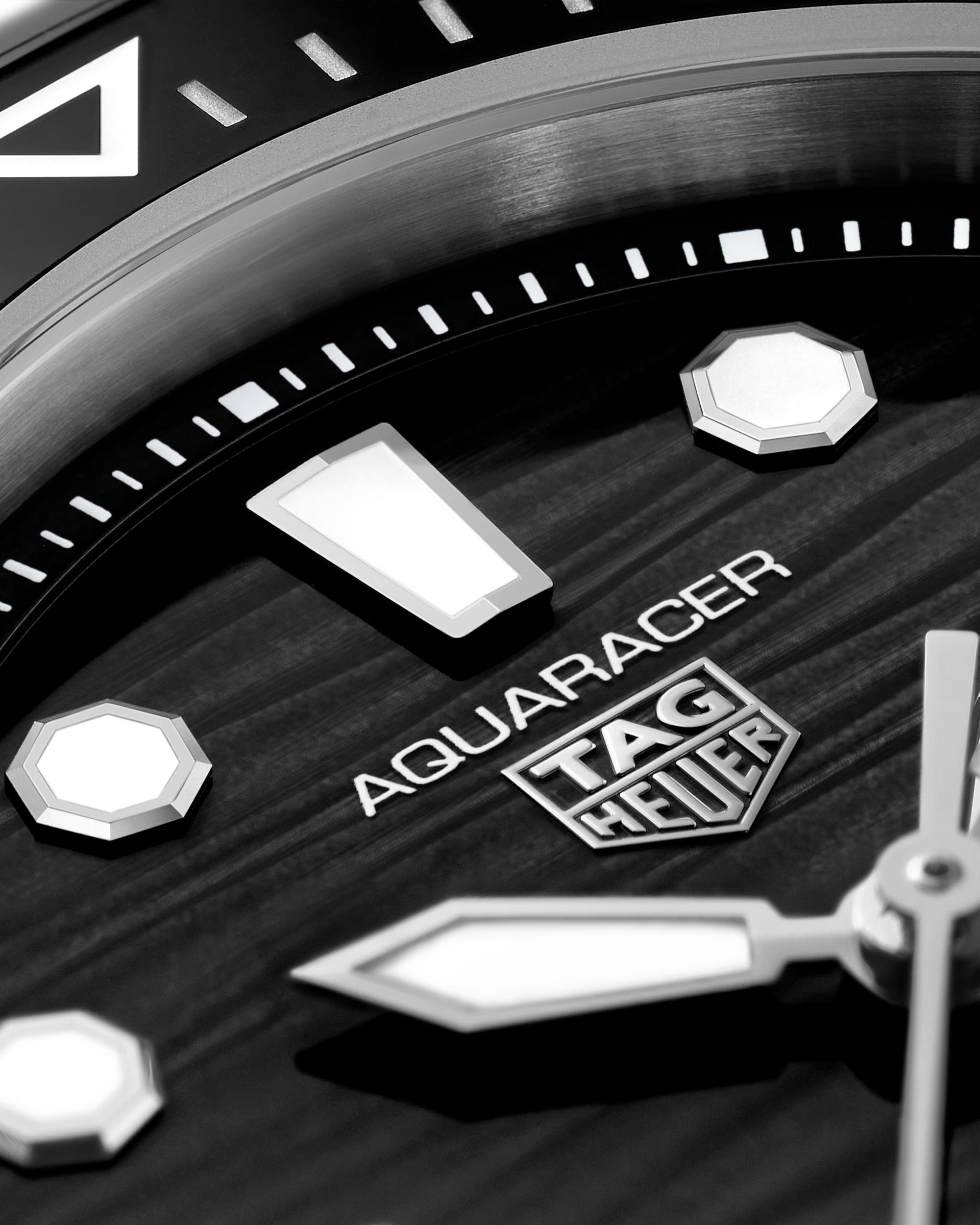 TAG Heuer Aquaracer Professional 300