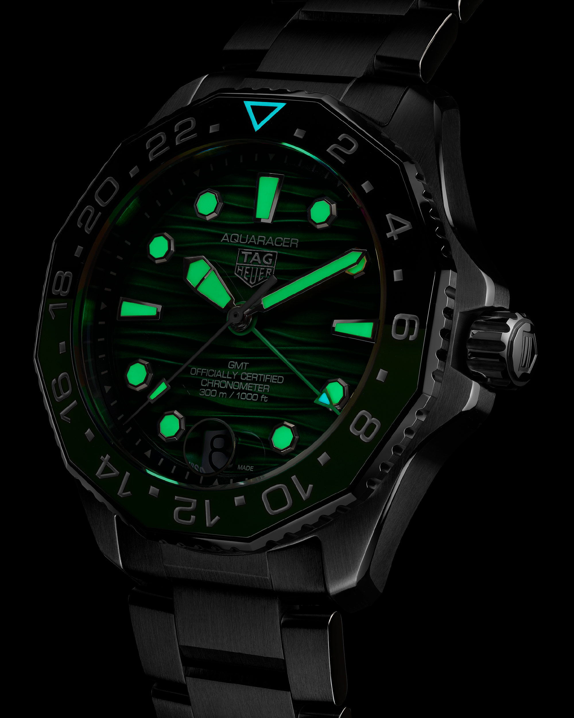 TAG HEUER AQUARACER PROFESSIONAL 300 GMT